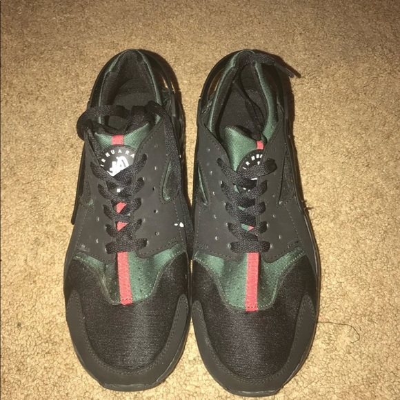 custom huaraches gucci